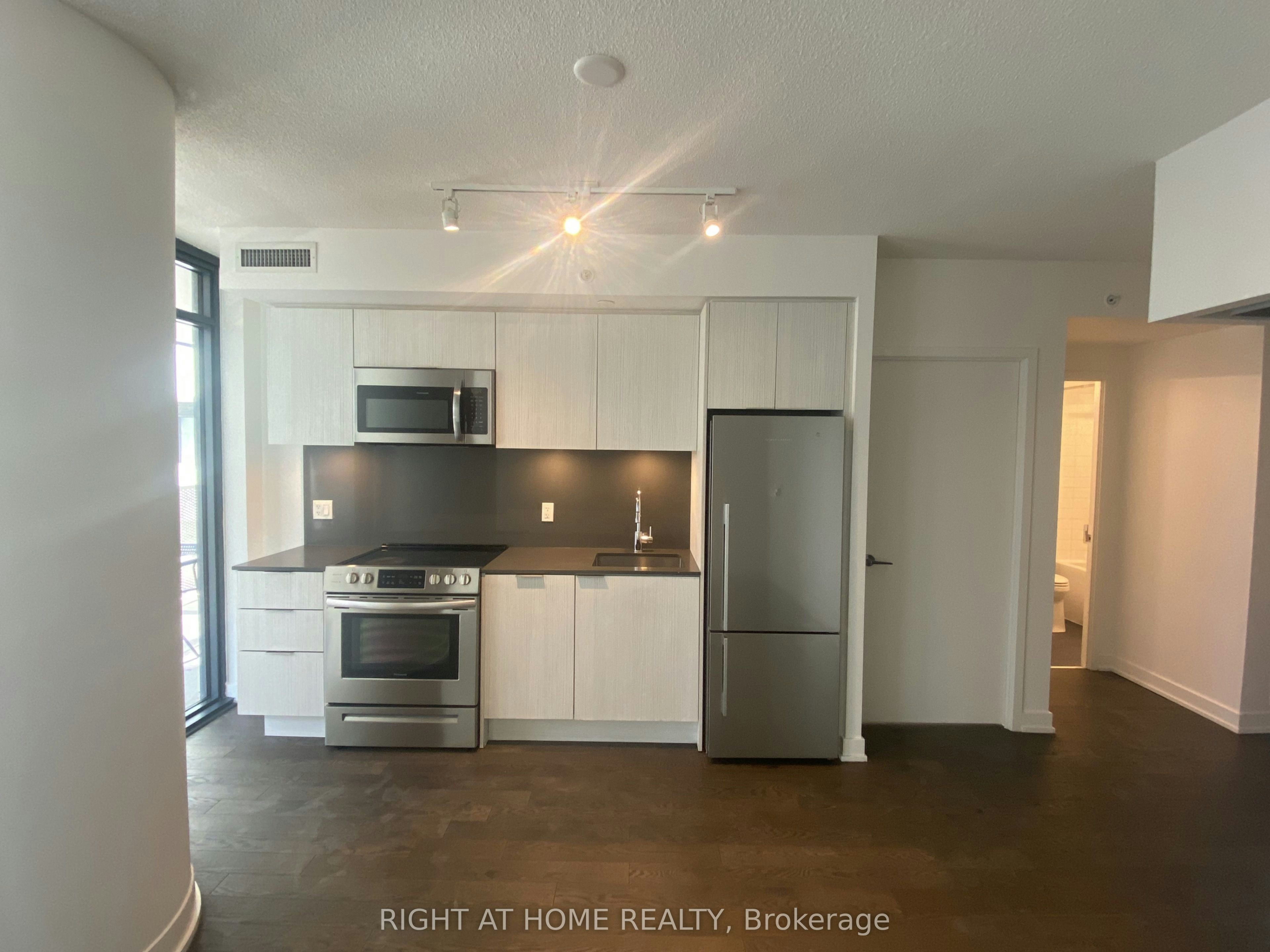 6-25 Richmond Street E, Toronto, ON, M5C 0A6 - 2