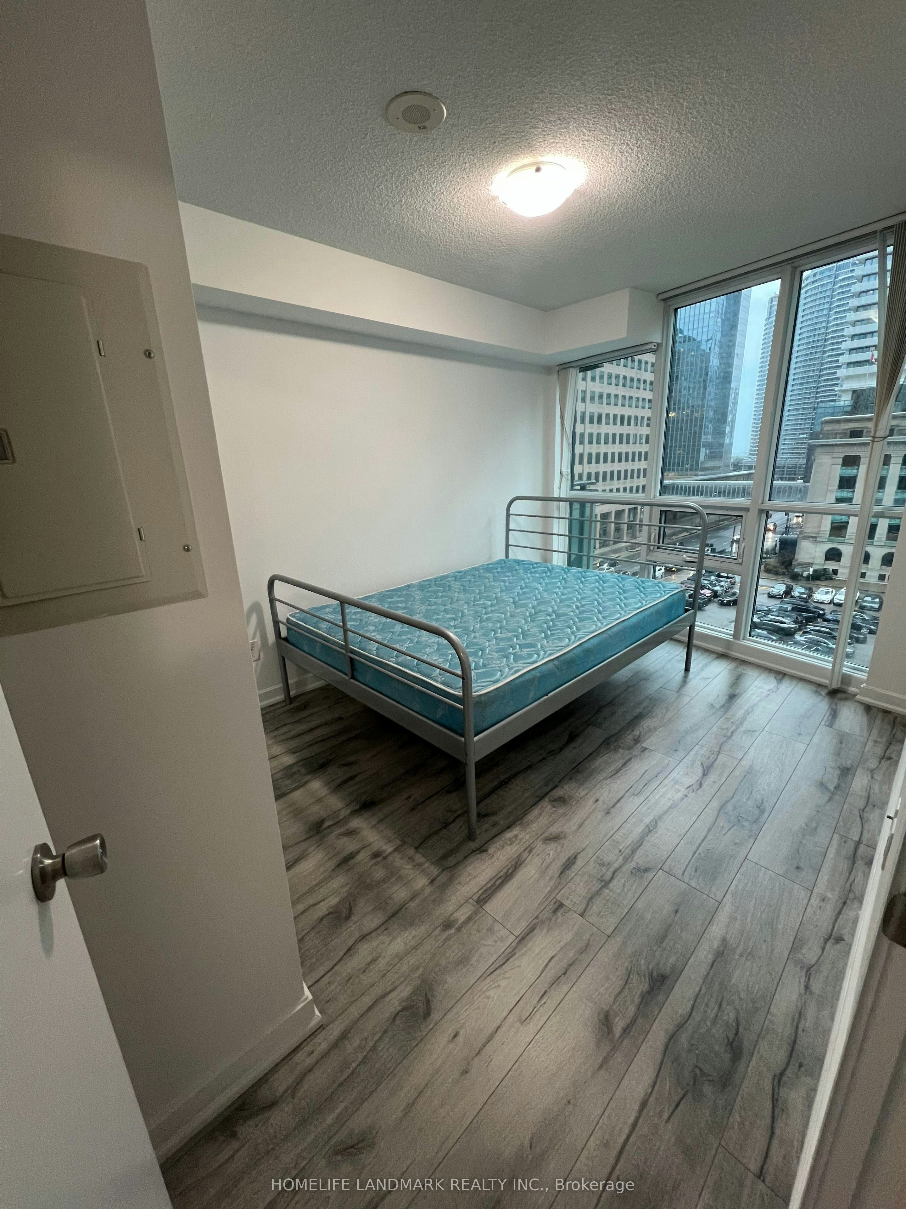 601-33 Bay Street, Toronto, ON, M5J 2Z3 - 18
