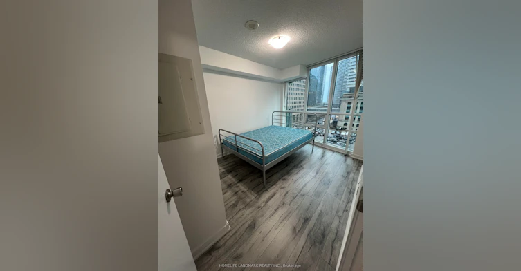 601-33 Bay Street, Toronto, ON, M5J 2Z3 - 18