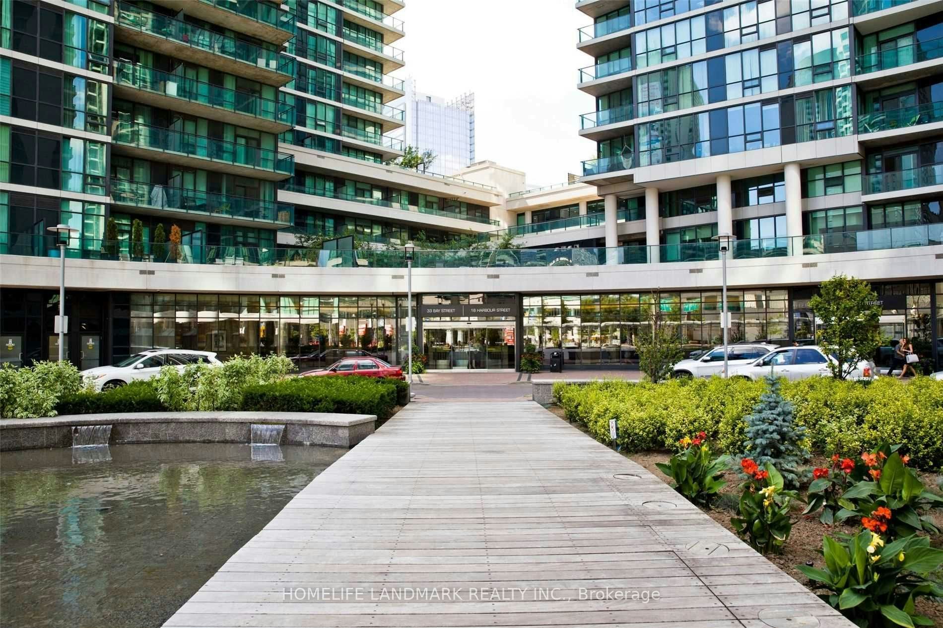 601-33 Bay Street, Toronto, ON, M5J 2Z3