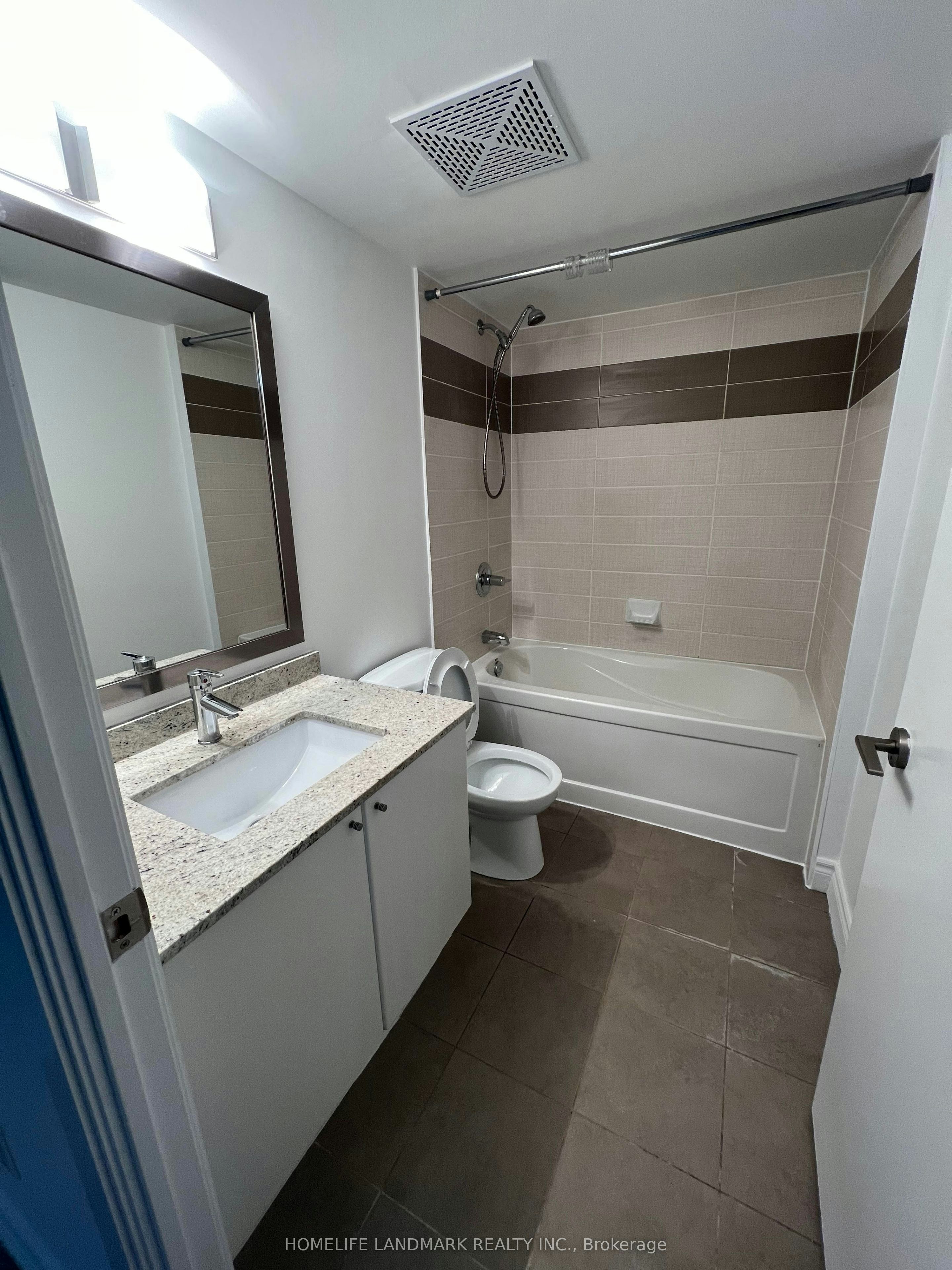 601-33 Bay Street, Toronto, ON, M5J 2Z3 - 19