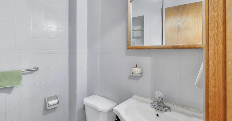 Apt #2-1584 Dundas Street W, Toronto, ON, M6K 1T8 - 16