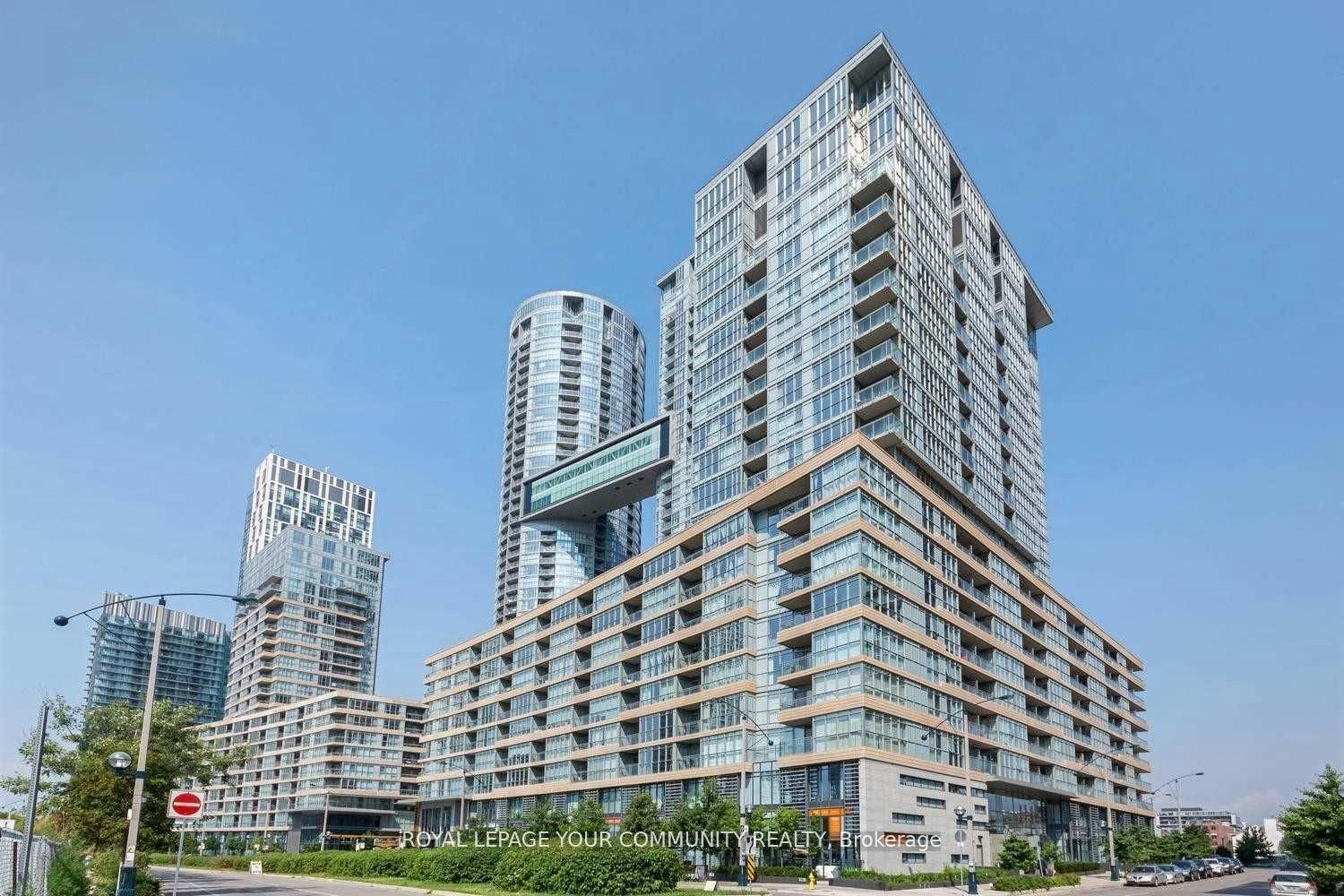 902-10 Capreol Court, Toronto, ON, M5V 4B3