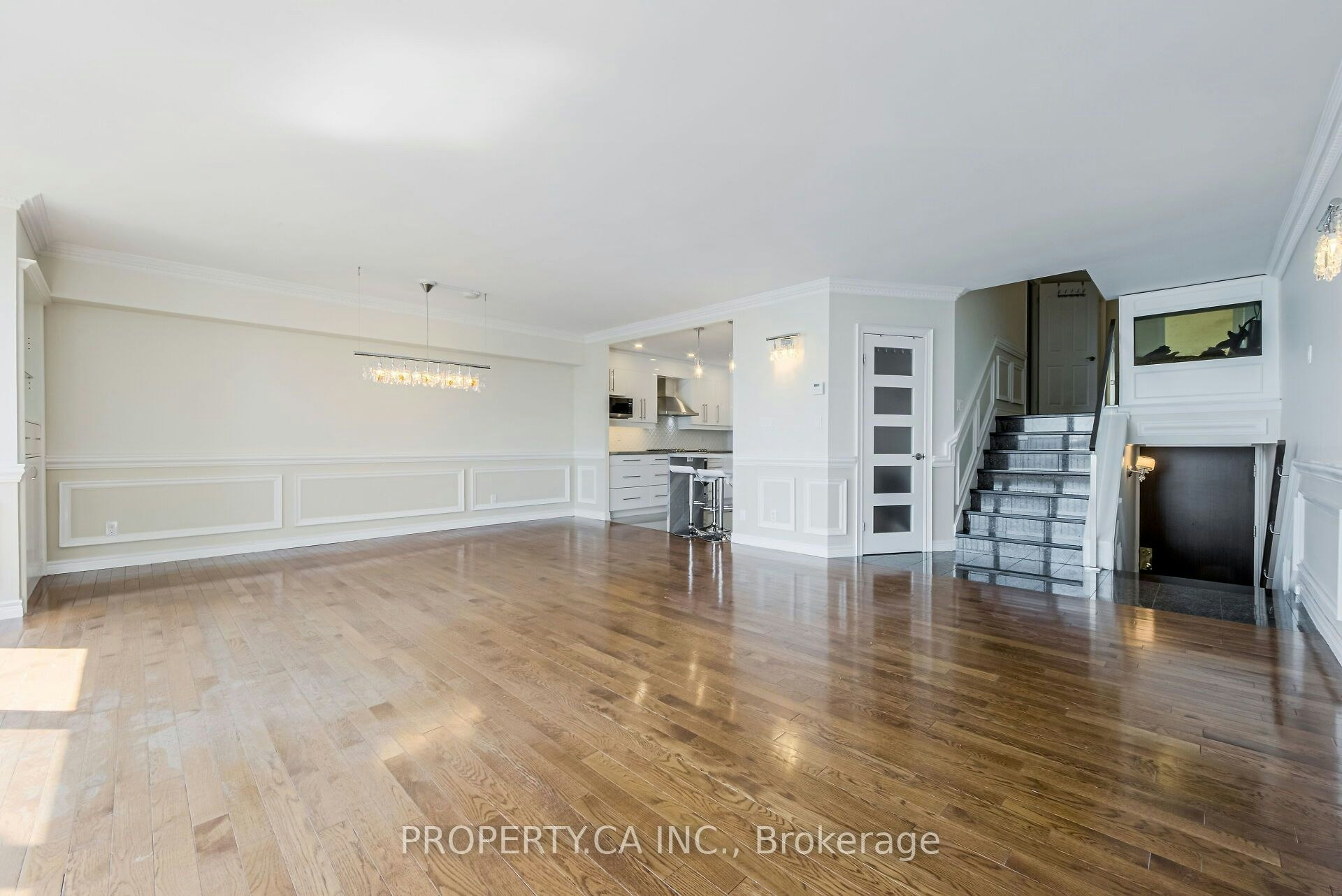 2805-33 Harbour Square, Toronto, ON, M5J 2G2 - 2