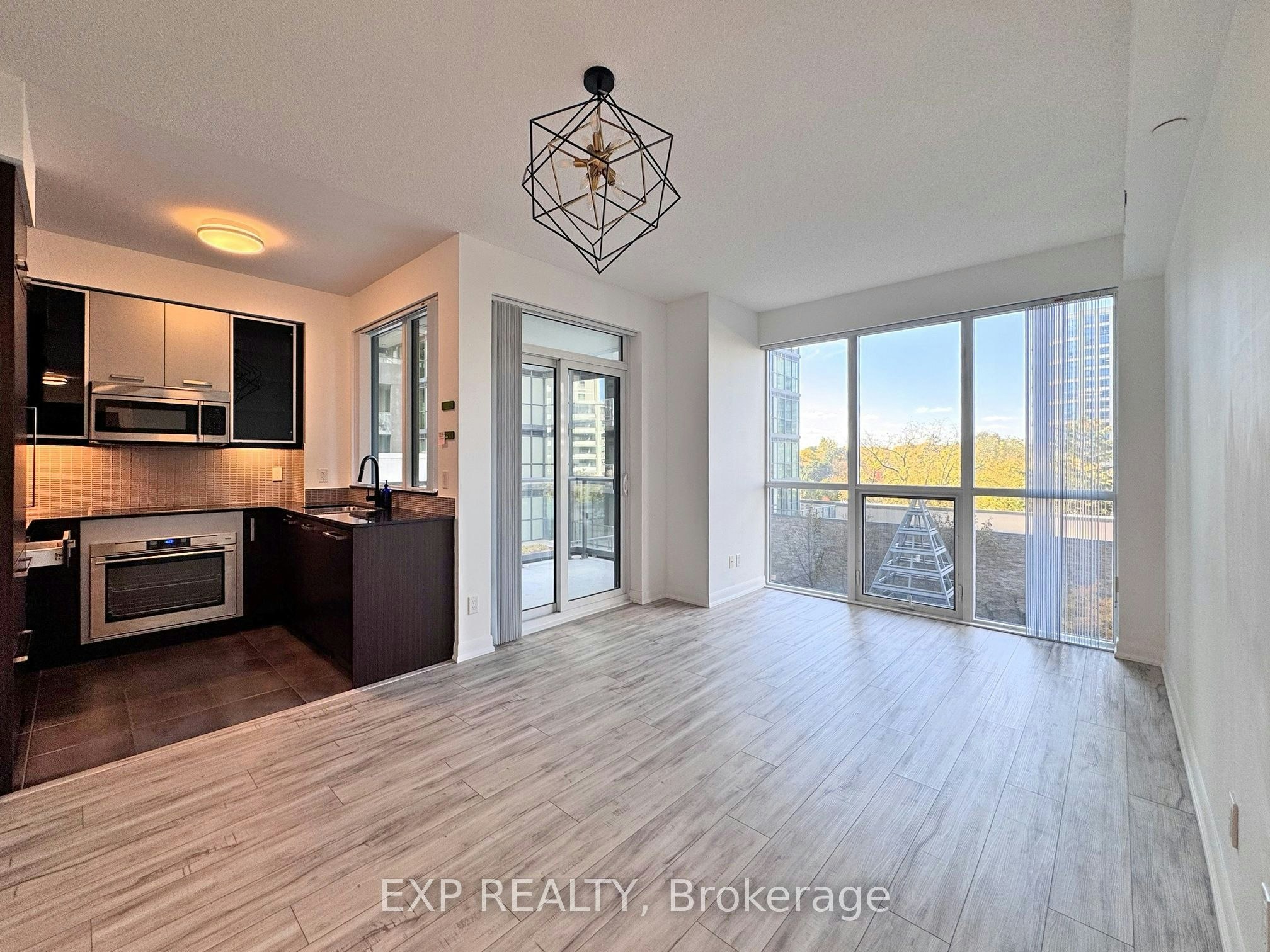 216-5168 Yonge Street, Toronto, ON, M2N 0G1 - 3