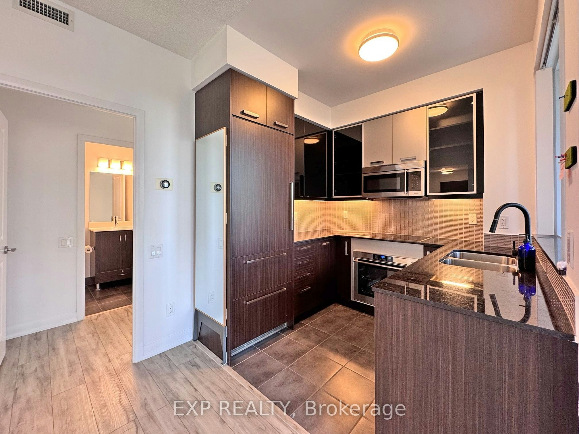 216-5168 Yonge Street, Toronto, ON, M2N 0G1 - 4