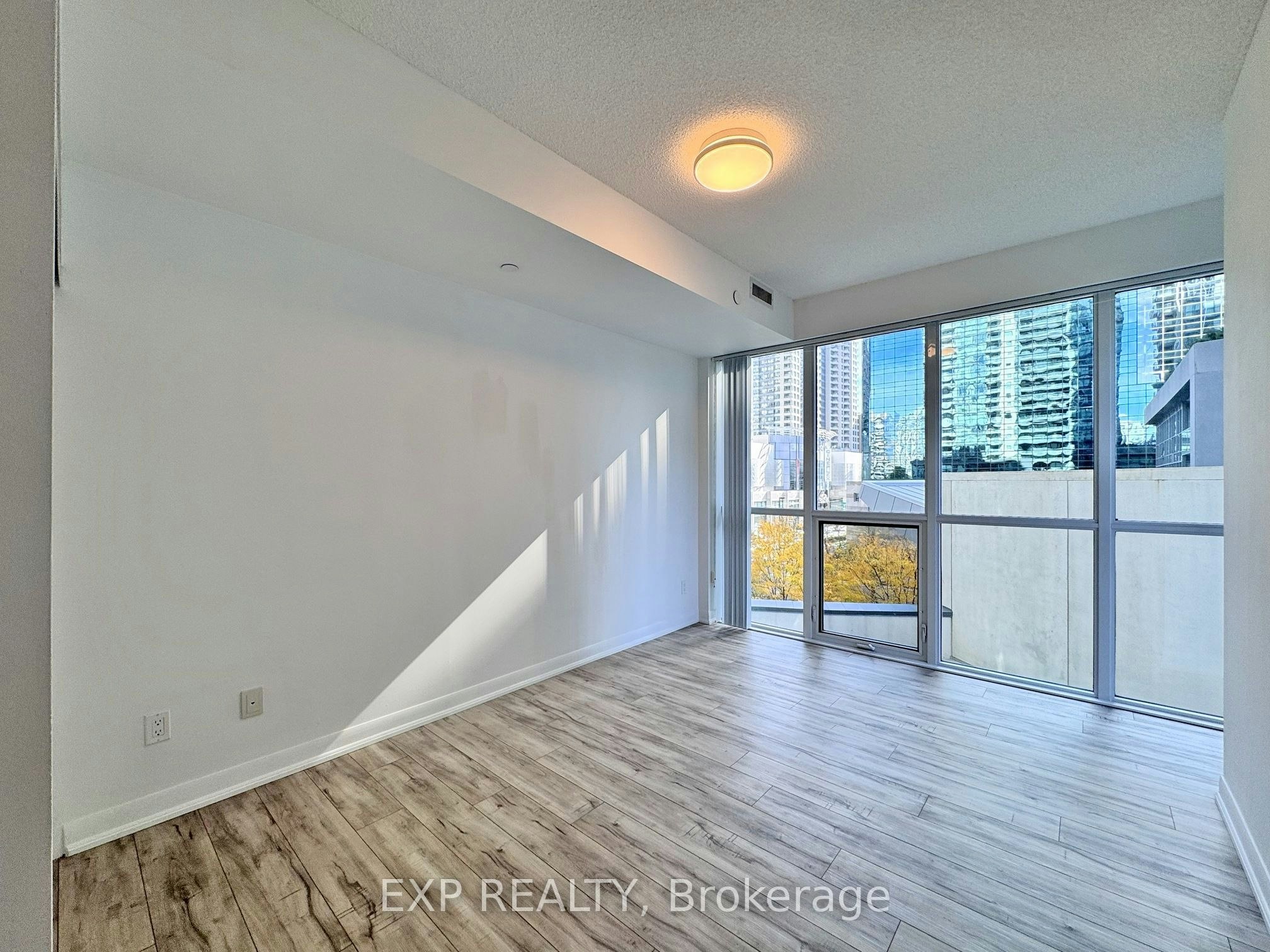 216-5168 Yonge Street, Toronto, ON, M2N 0G1 - 9