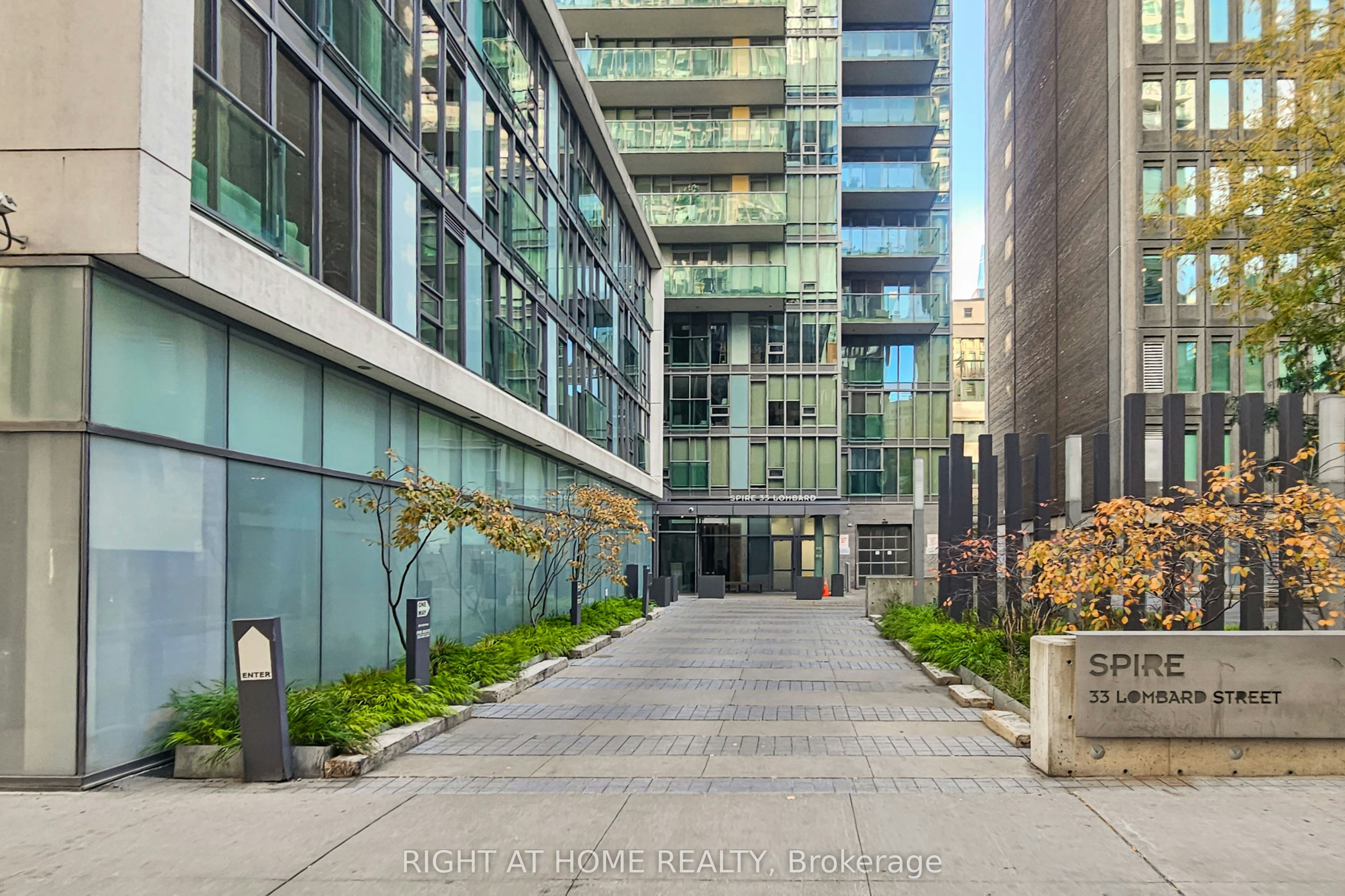 3406-33 Lombard Street, Toronto, ON, M5C 3H8 - 3