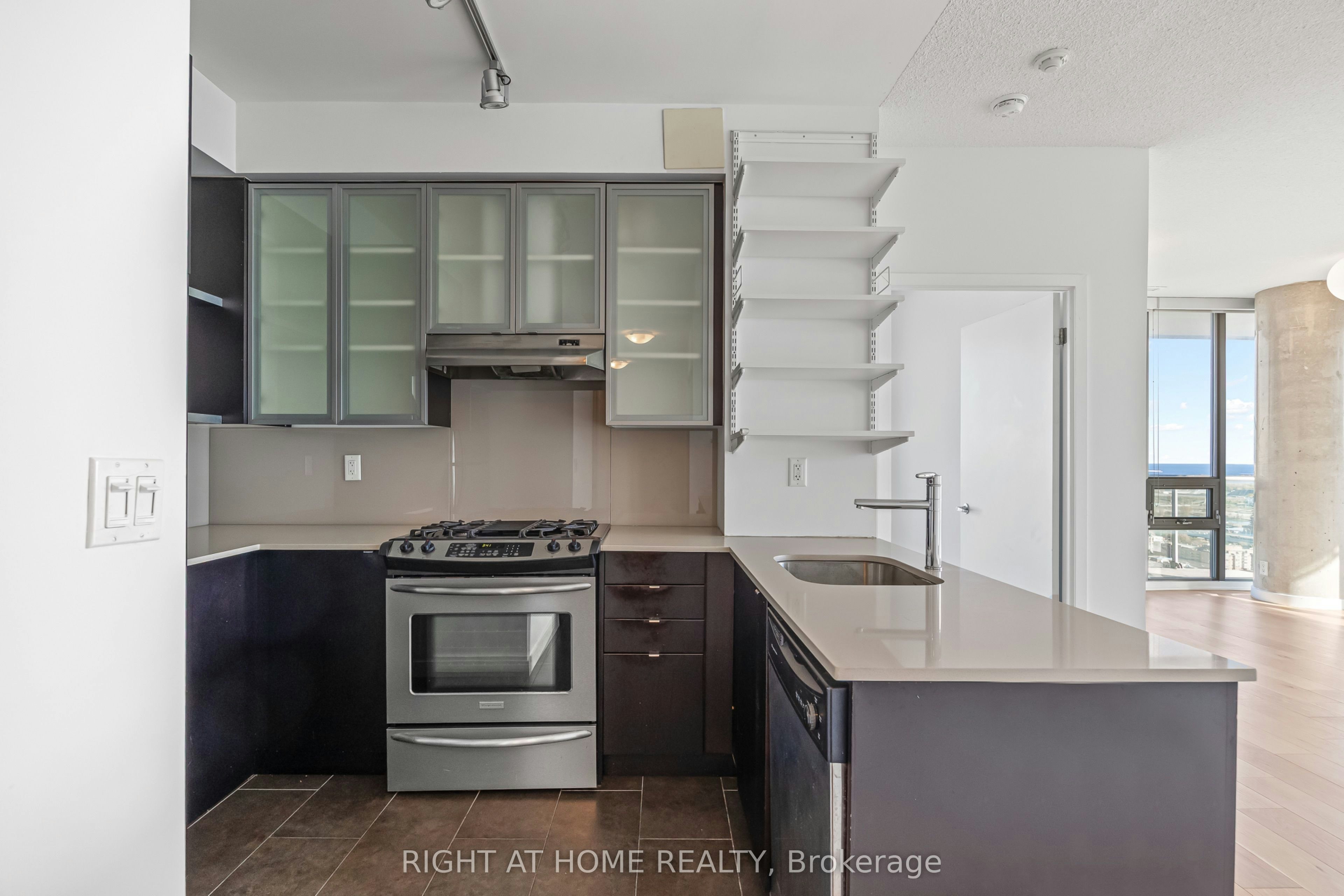 3406-33 Lombard Street, Toronto, ON, M5C 3H8 - 18