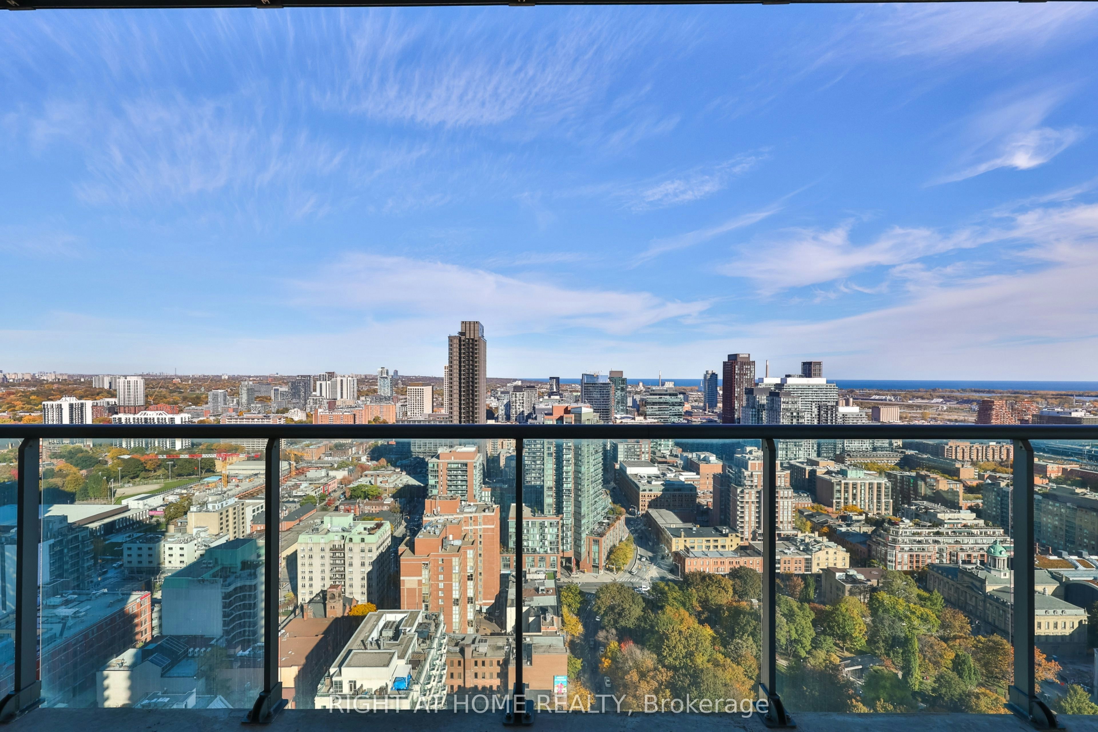 3406-33 Lombard Street, Toronto, ON, M5C 3H8 - 34
