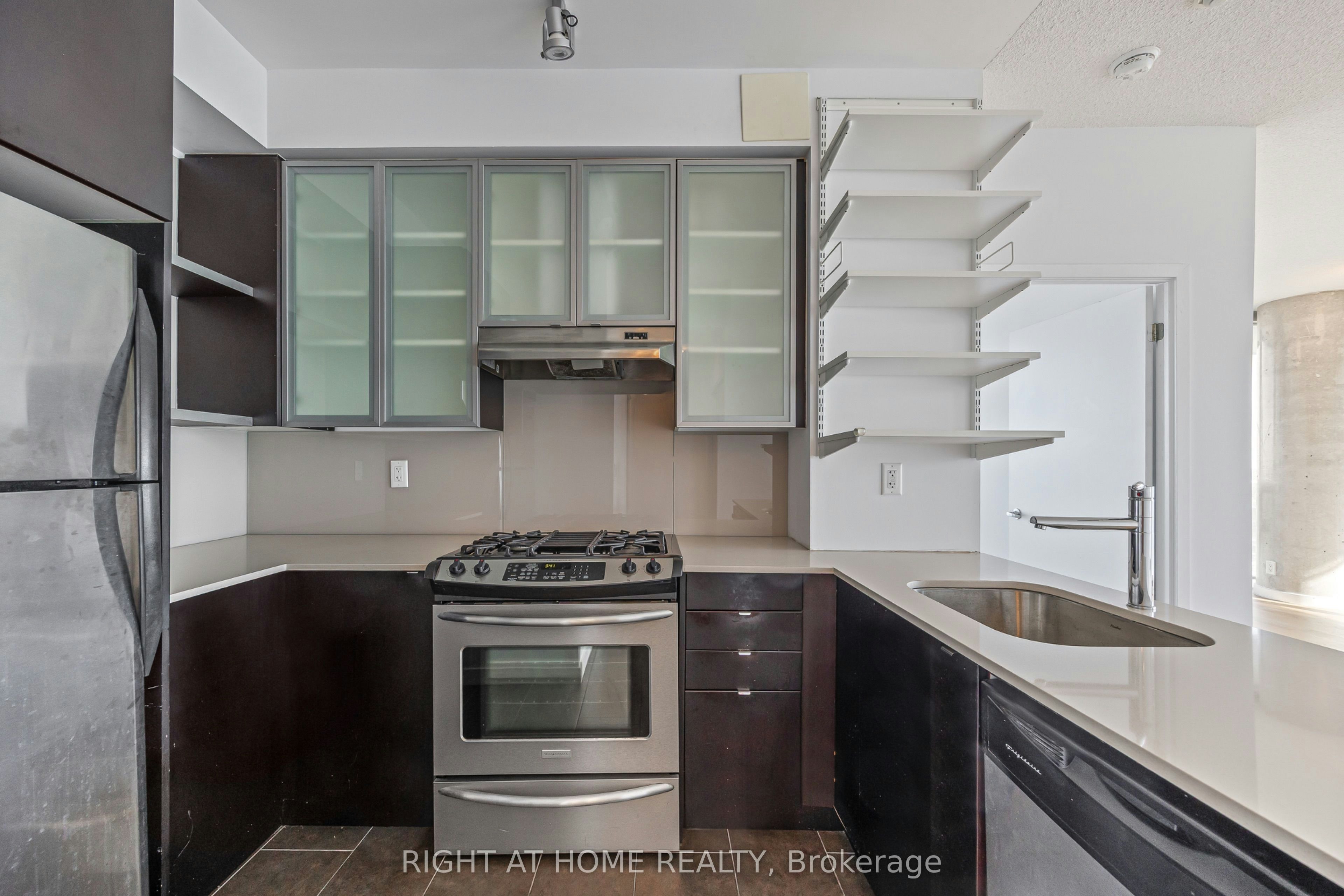 3406-33 Lombard Street, Toronto, ON, M5C 3H8 - 19