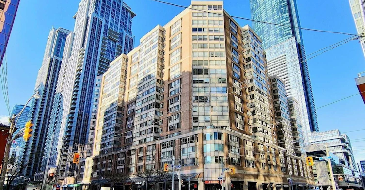805-44 Gerrard Street W, Toronto, ON, M5G 2K2