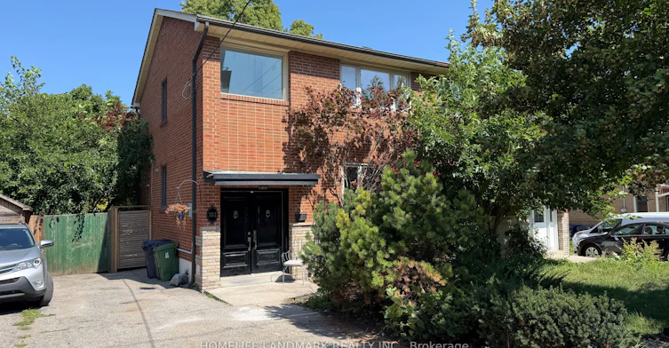 702 Sheppard Ave Avenue E, Toronto, ON, M2K 1B7
