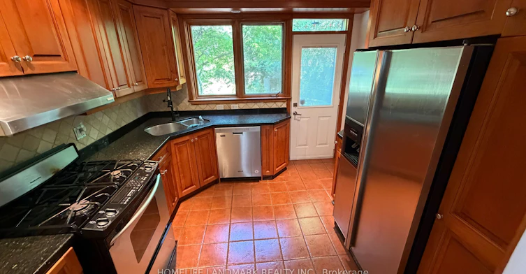 702 Sheppard Ave Avenue E, Toronto, ON, M2K 1B7 - 13