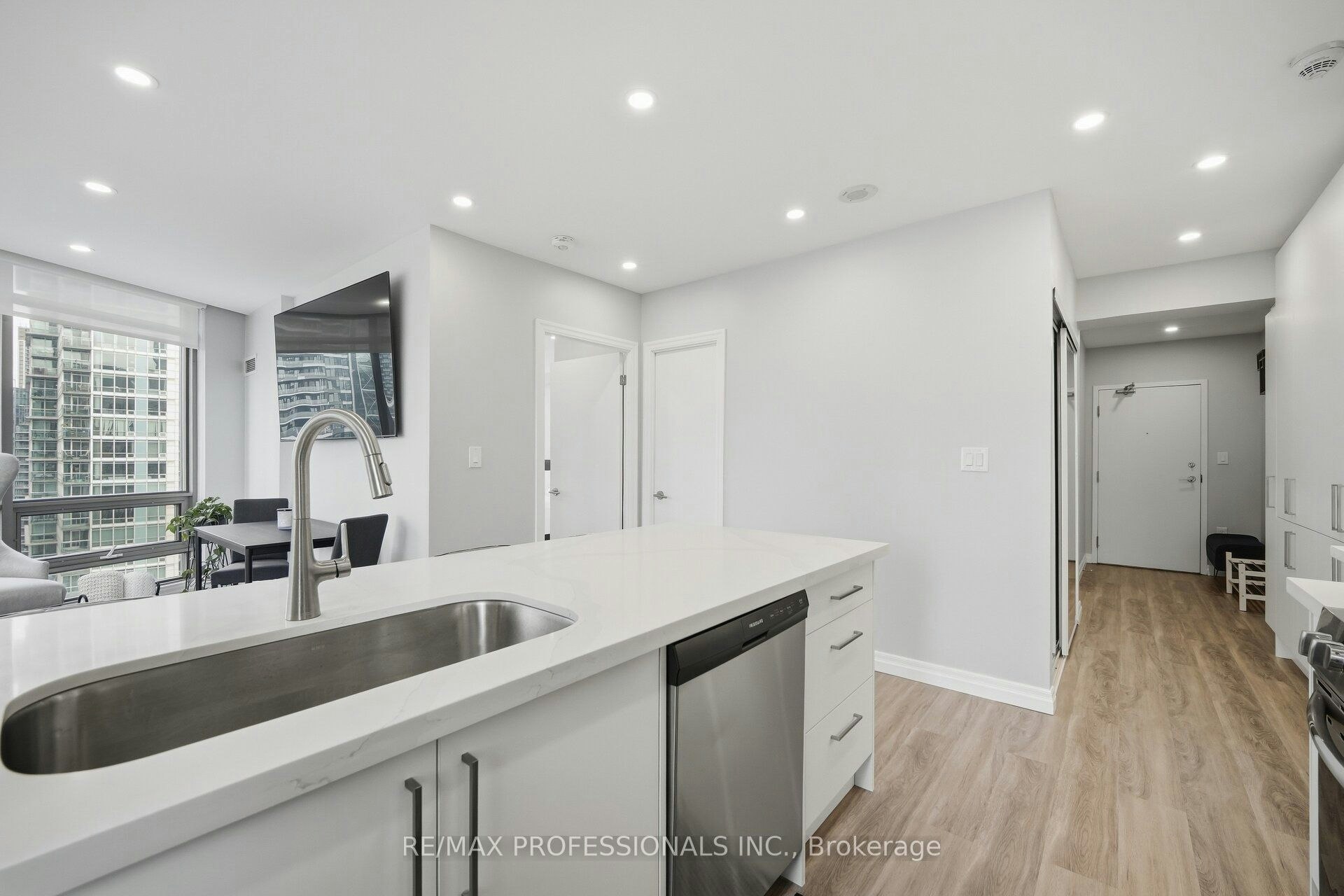 2603-3 Navy Wharf Court, Toronto, ON, M5V 3V1 - 14