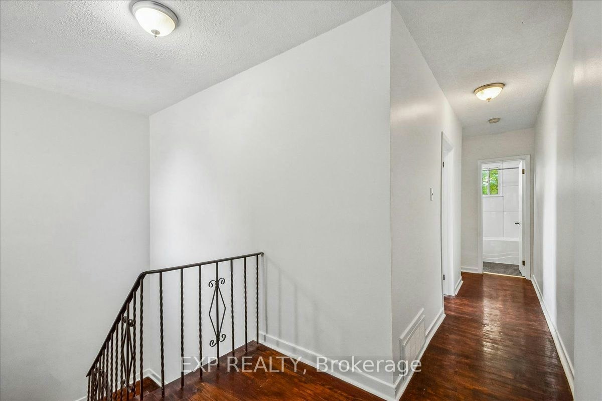 346 Westmount Avenue, Toronto, ON, M6E 3N2 - 14