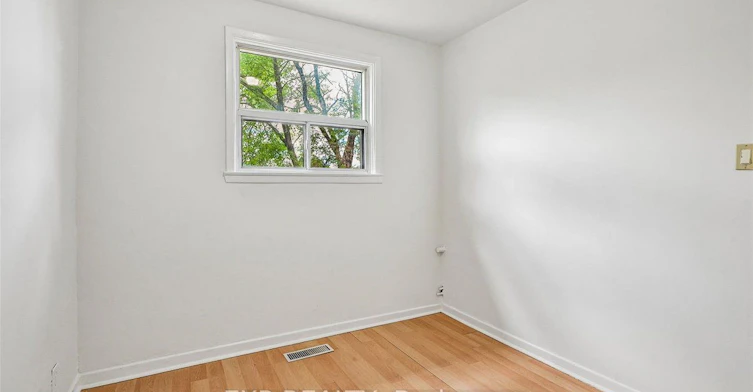 346 Westmount Avenue, Toronto, ON, M6E 3N2 - 21