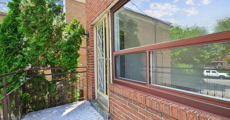 346 Westmount Avenue, Toronto, ON, M6E 3N2 - 4
