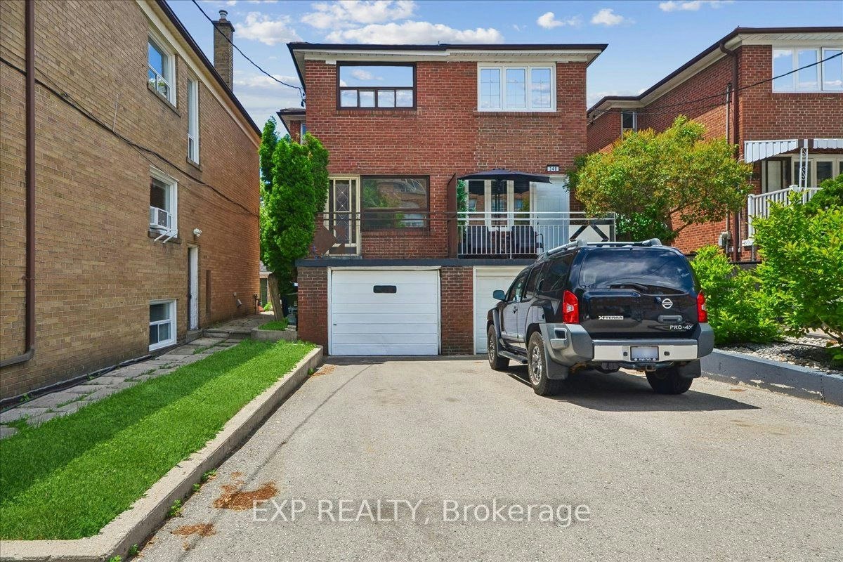 346 Westmount Avenue, Toronto, ON, M6E 3N2