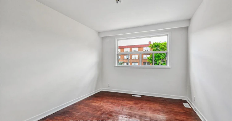 346 Westmount Avenue, Toronto, ON, M6E 3N2 - 15
