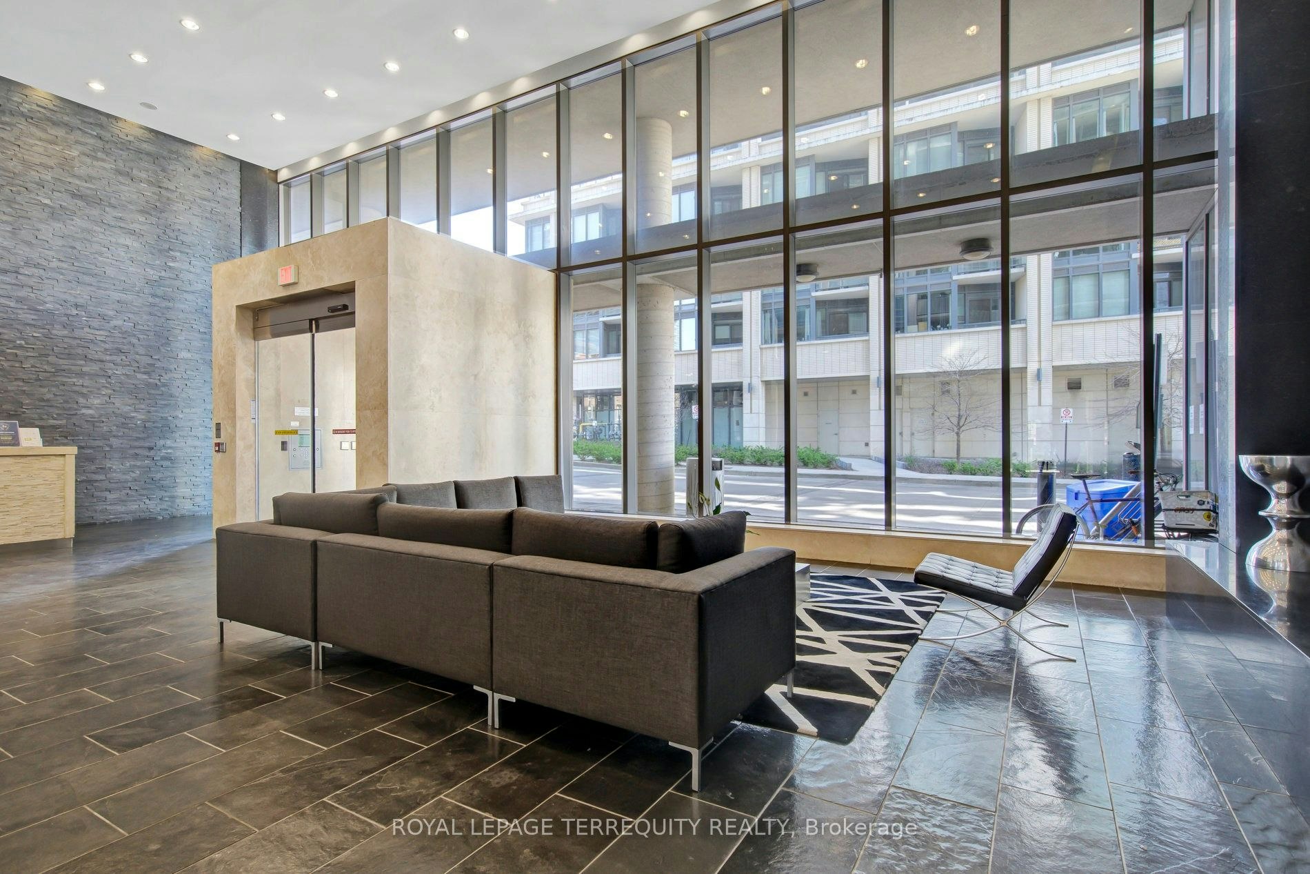 302-55 East Liberty Street, Toronto, ON, M6K 3P9 - 4
