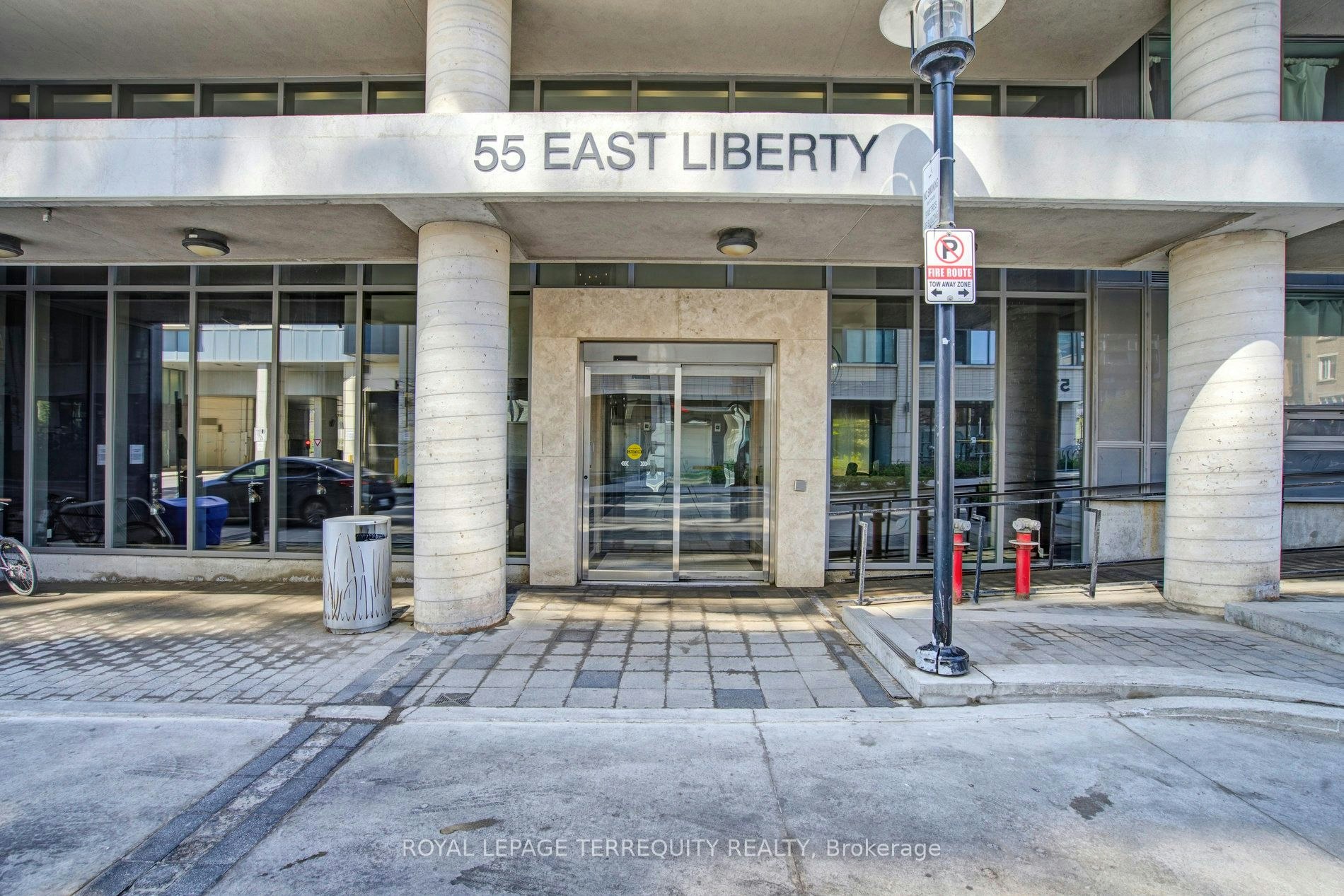 302-55 East Liberty Street, Toronto, ON, M6K 3P9 - 2