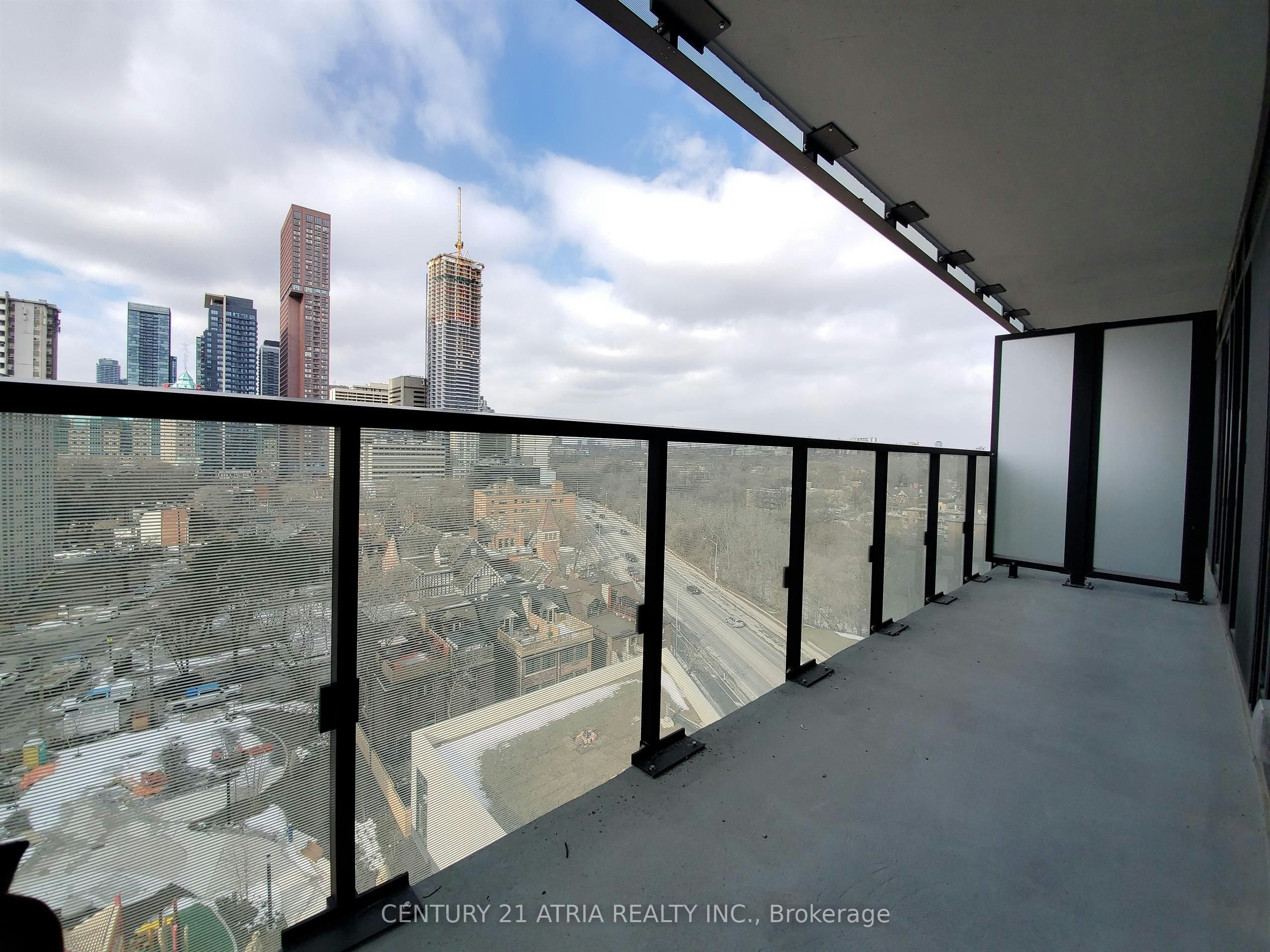 901-575 Bloor Street E, Toronto, ON, M4W 0B2 - 7