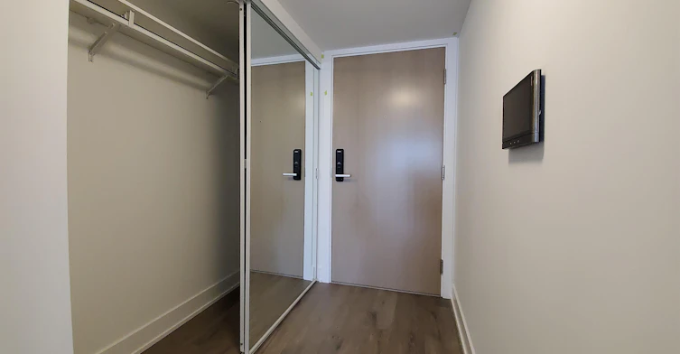 901-575 Bloor Street E, Toronto, ON, M4W 0B2 - 9