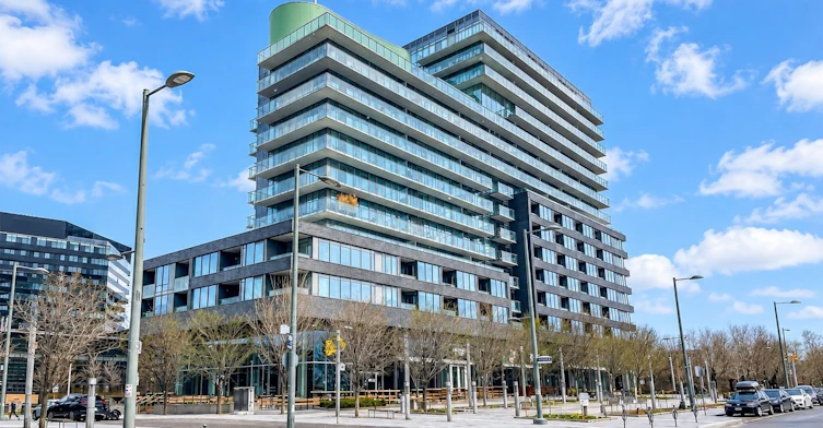 N514-120 Bayview Avenue, Toronto, ON, M5A 0G4