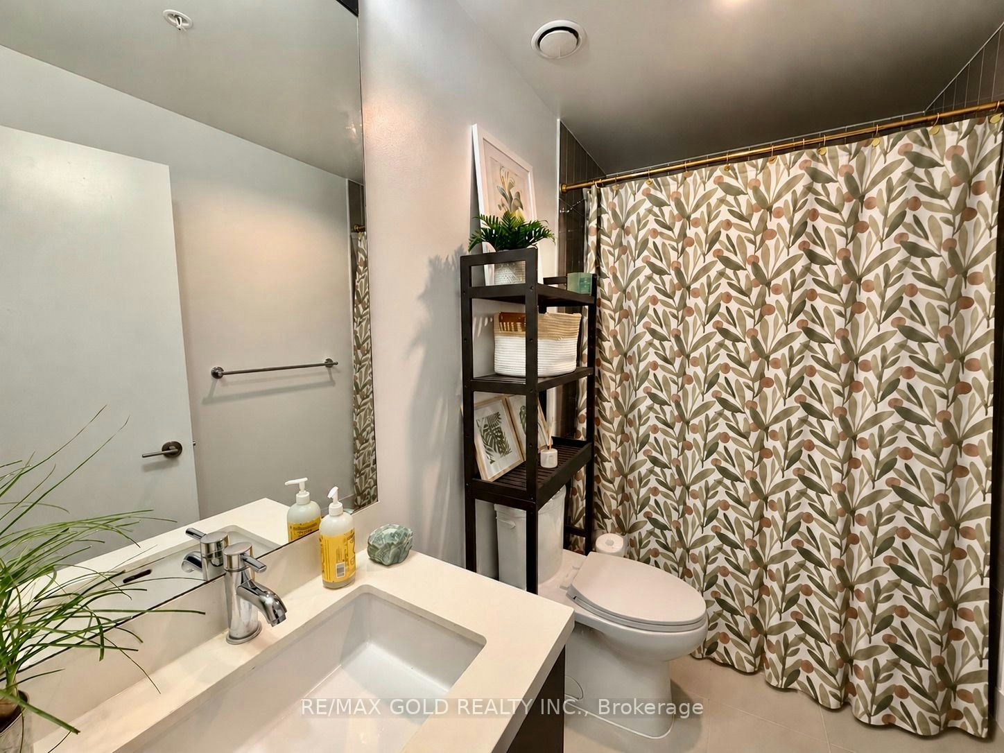 N514-120 Bayview Avenue, Toronto, ON, M5A 0G4 - 6