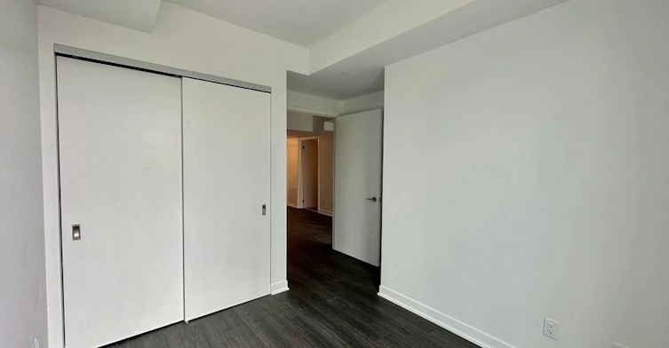 411-185 Alberta Avenue, Toronto, ON, M6C 0A5 - 5