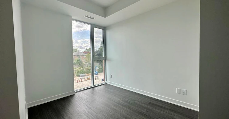 411-185 Alberta Avenue, Toronto, ON, M6C 0A5 - 7
