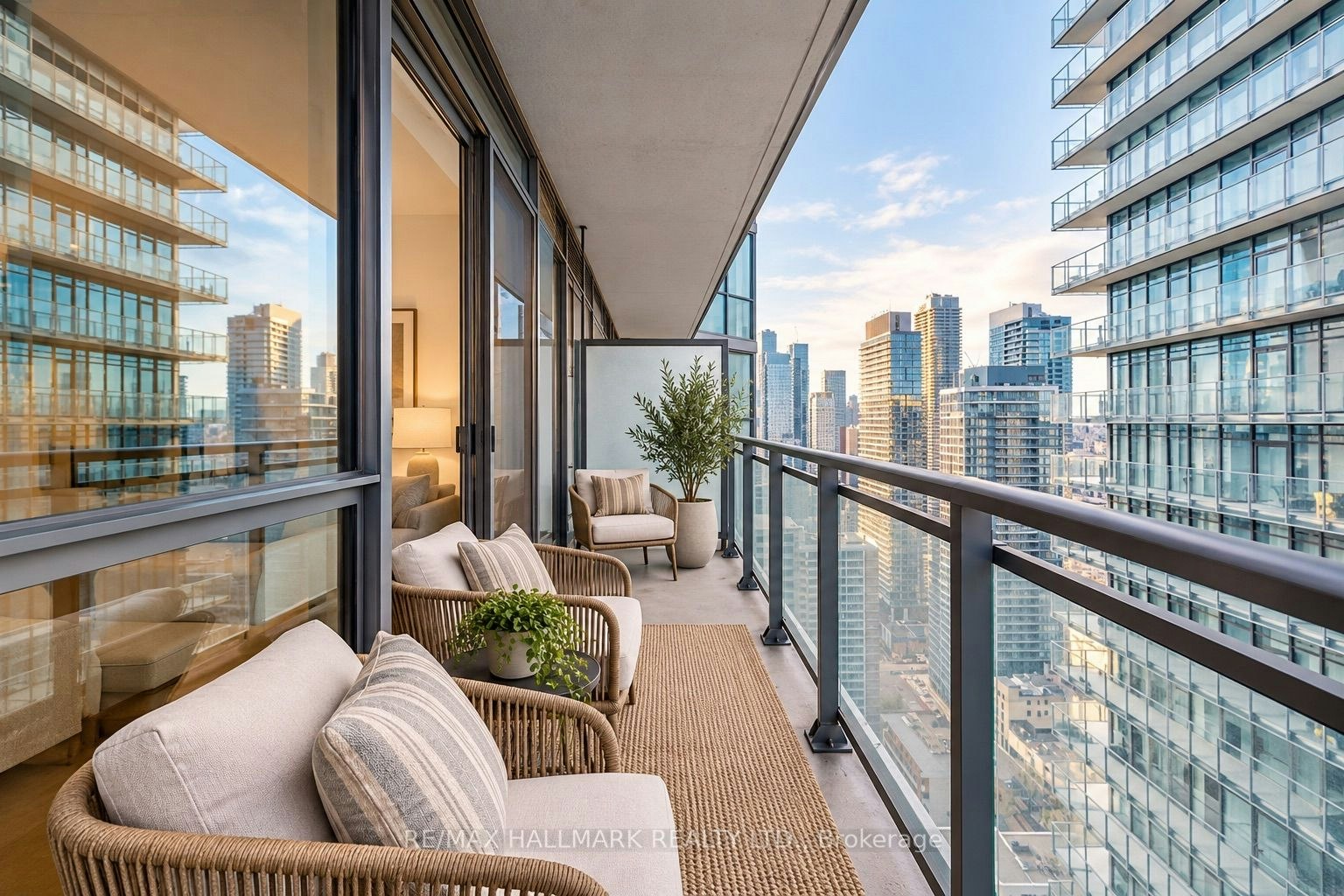 3805-45 Charles Street E, Toronto, ON, M4Y 0B8 - 21