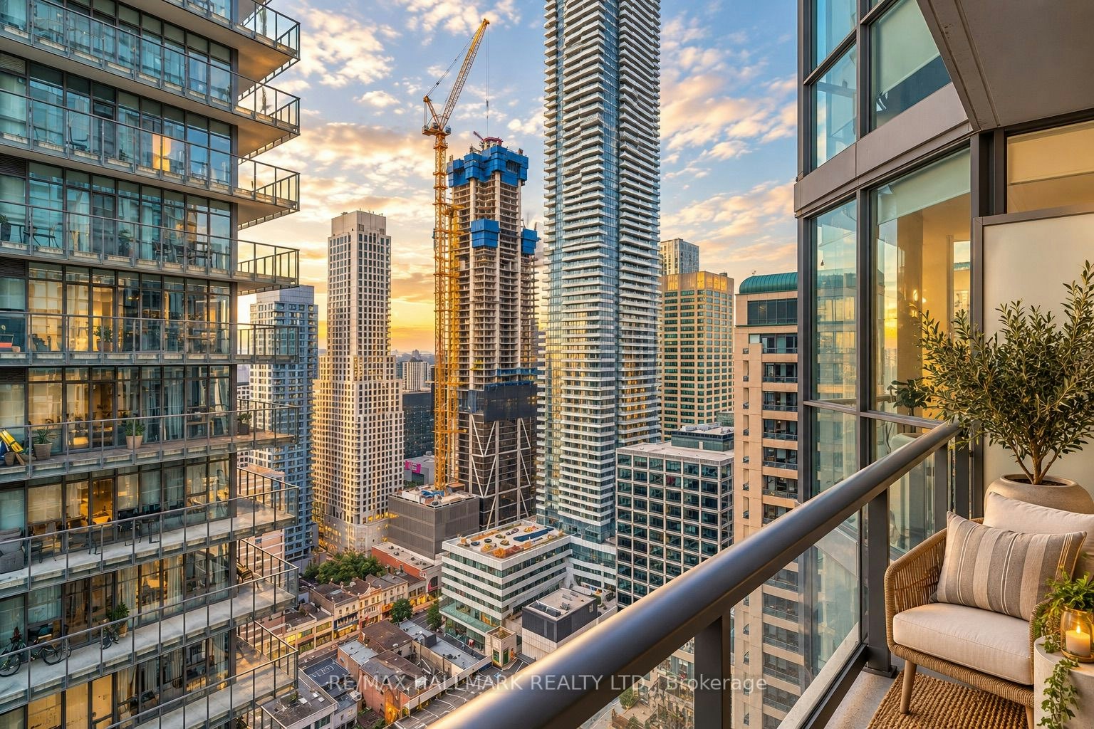 3805-45 Charles Street E, Toronto, ON, M4Y 0B8 - 18
