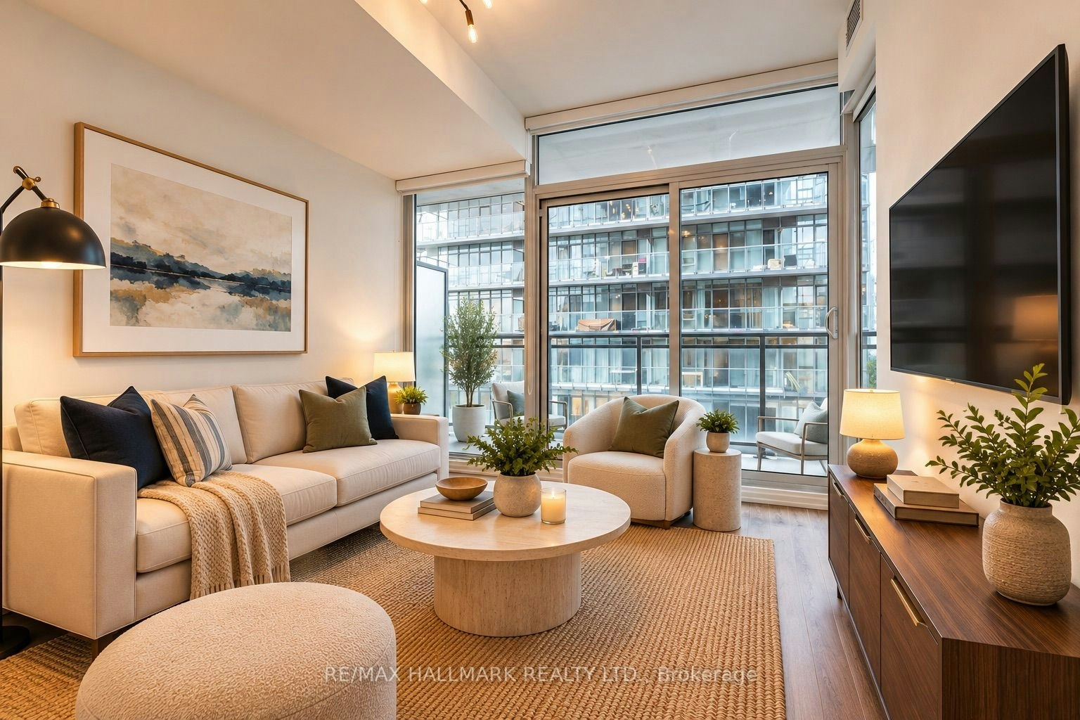 3805-45 Charles Street E, Toronto, ON, M4Y 0B8 - 10