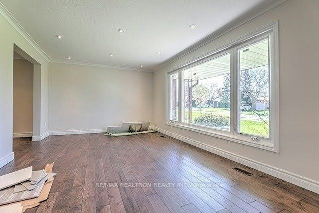74 Aspenwood Drive, Toronto, ON, M2H 2E9 - 2