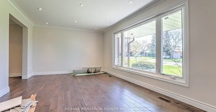 74 Aspenwood Drive, Toronto, ON, M2H 2E9 - 2