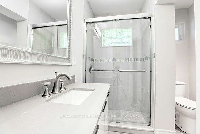 74 Aspenwood Drive, Toronto, ON, M2H 2E9 - 9