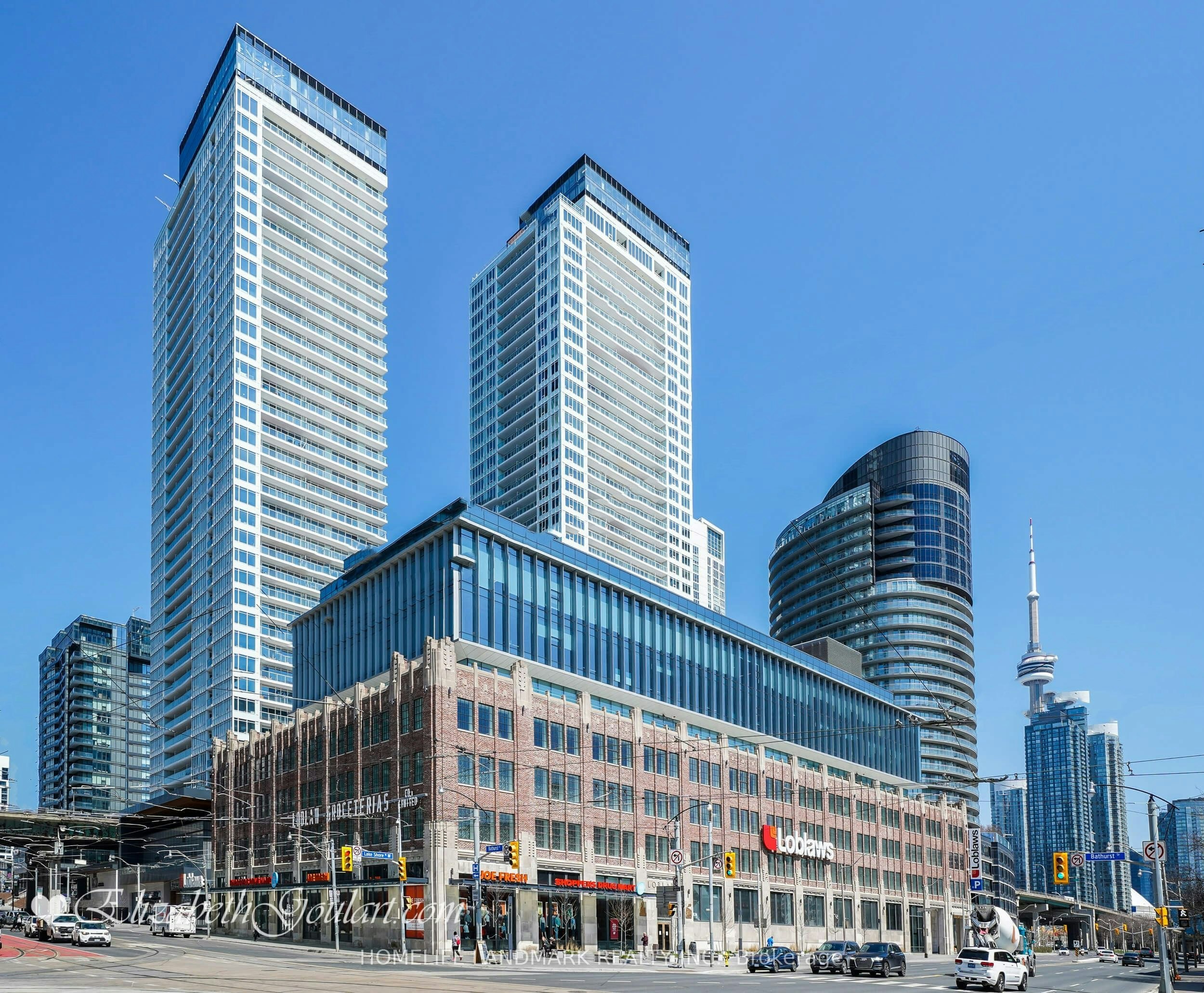 18-19 Bathurst Street, Toronto, ON, M5V 0N2
