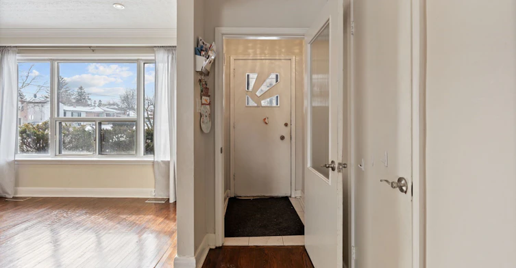 Main-200 Acton Avenue, Toronto, ON, M3H 4H5 - 2