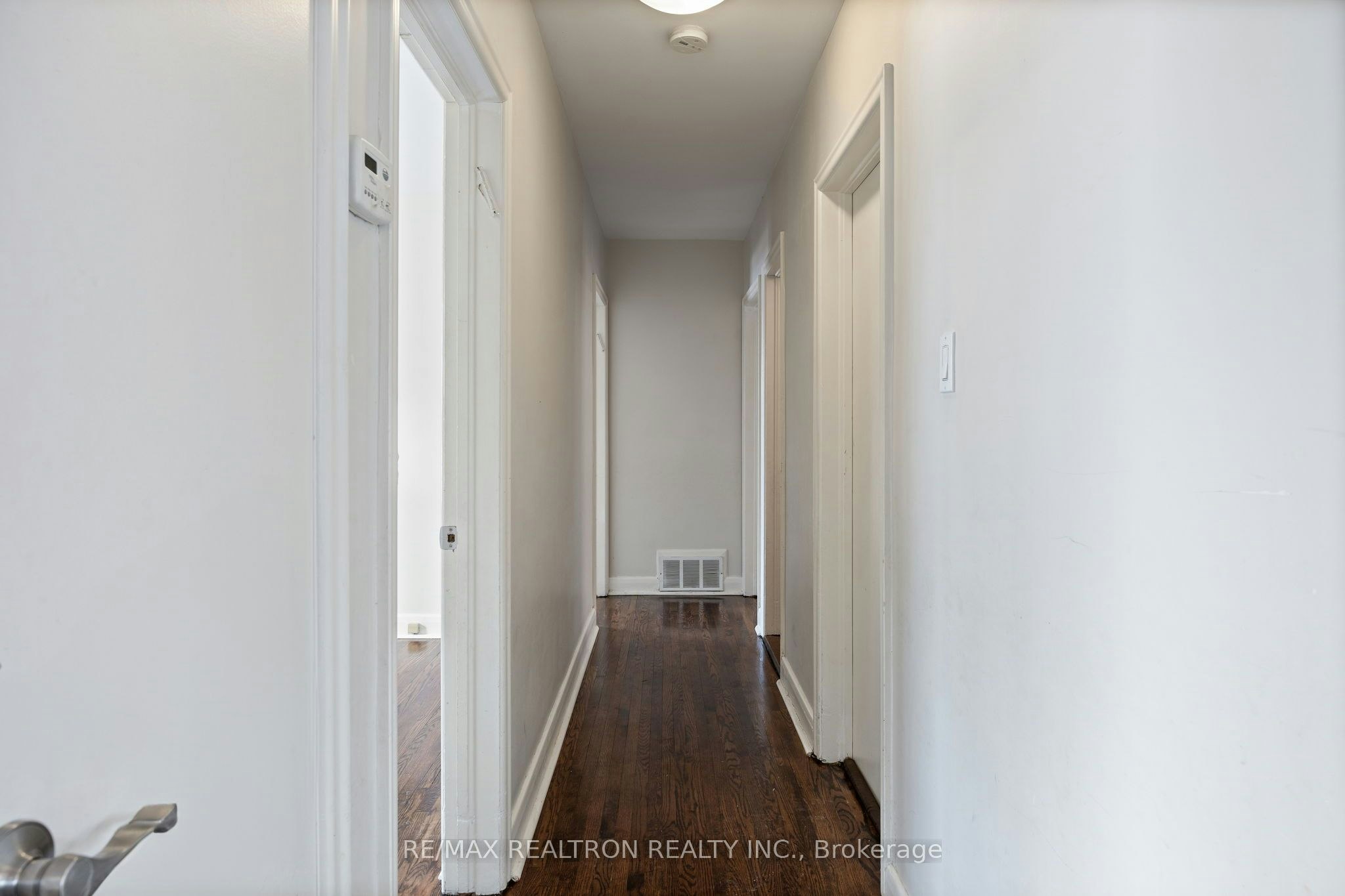 Main-200 Acton Avenue, Toronto, ON, M3H 4H5 - 11