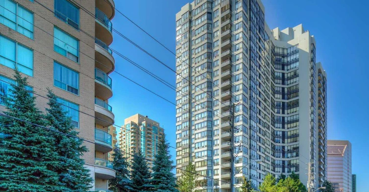 2408-7 Bishop Avenue, Toronto, ON, M2M 4J4 - 16