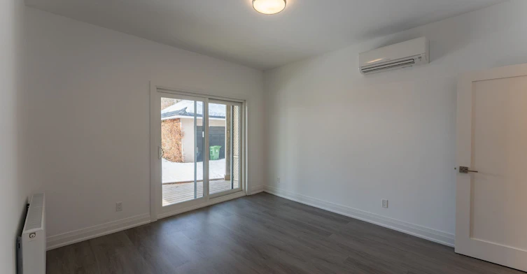 8 Glen Edyth Drive, Toronto, ON, M4V 2V7 - 11