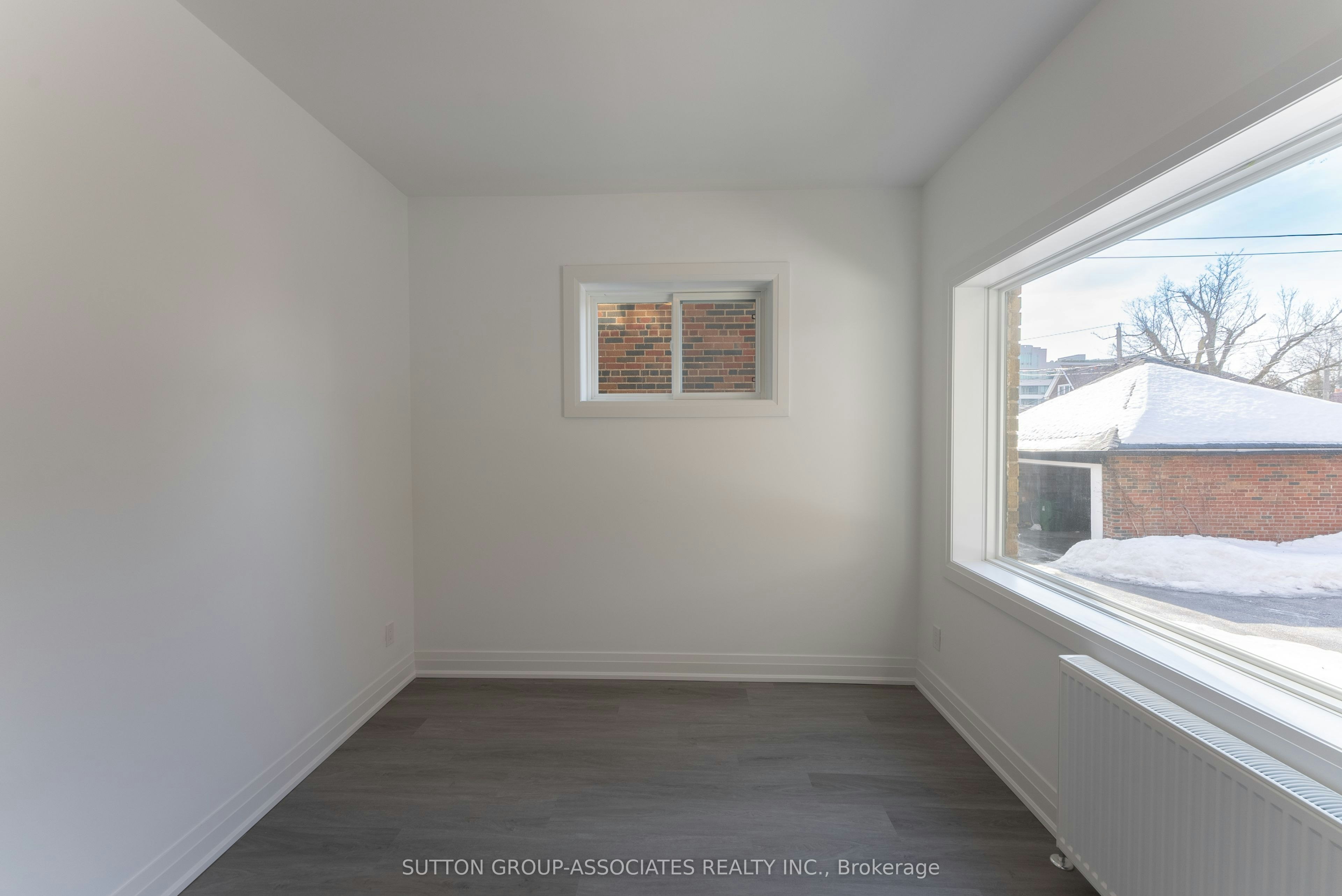 8 Glen Edyth Drive, Toronto, ON, M4V 2V7 - 16