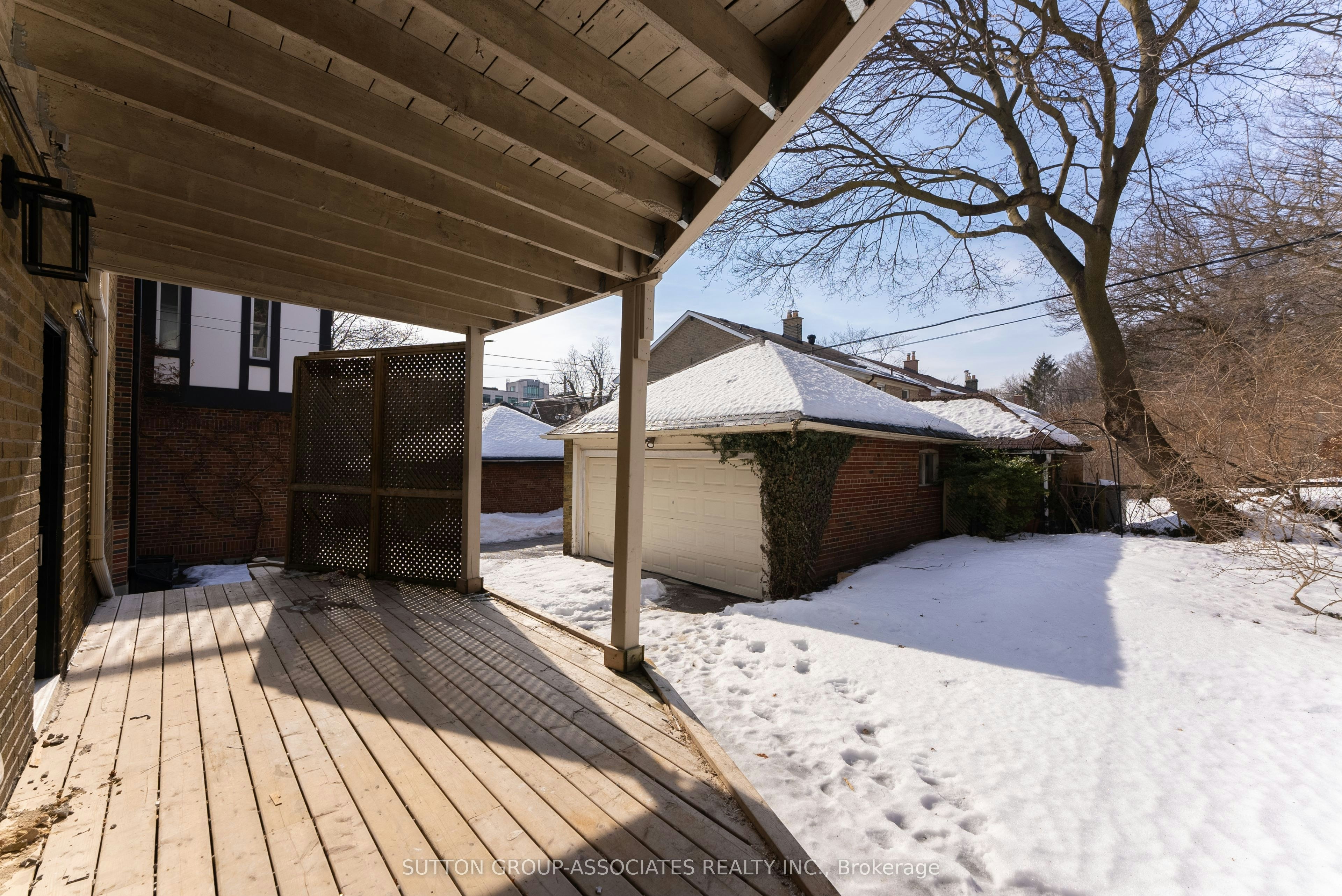8 Glen Edyth Drive, Toronto, ON, M4V 2V7 - 18