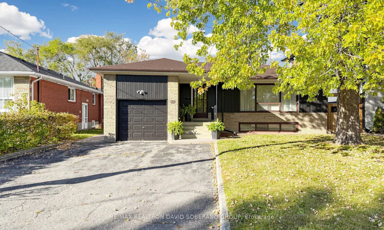 108 Kennard Avenue