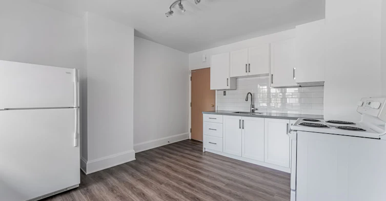 2A-388 Palmerston Boulevard, Toronto, ON, M6G 2N6 - 7