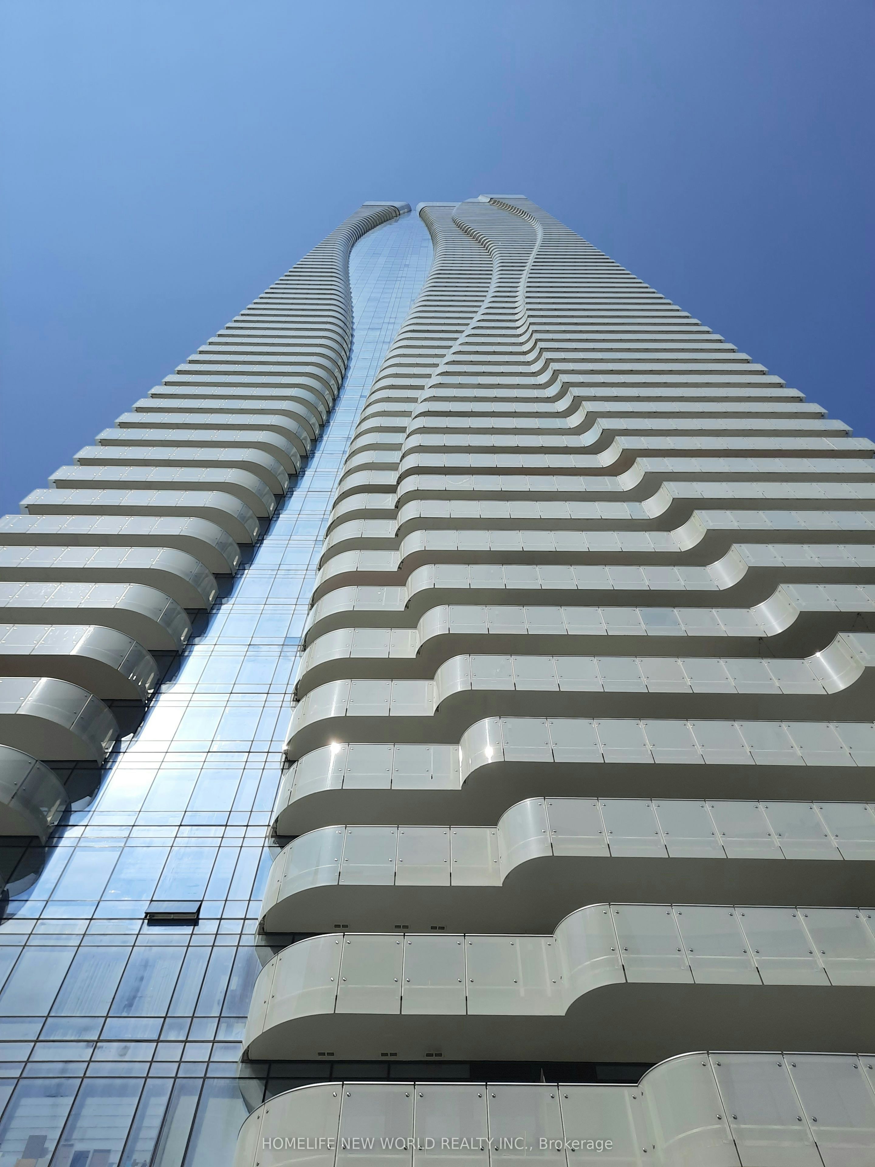 6902-1 Bloor Street E, Toronto, ON, M4W 0A8