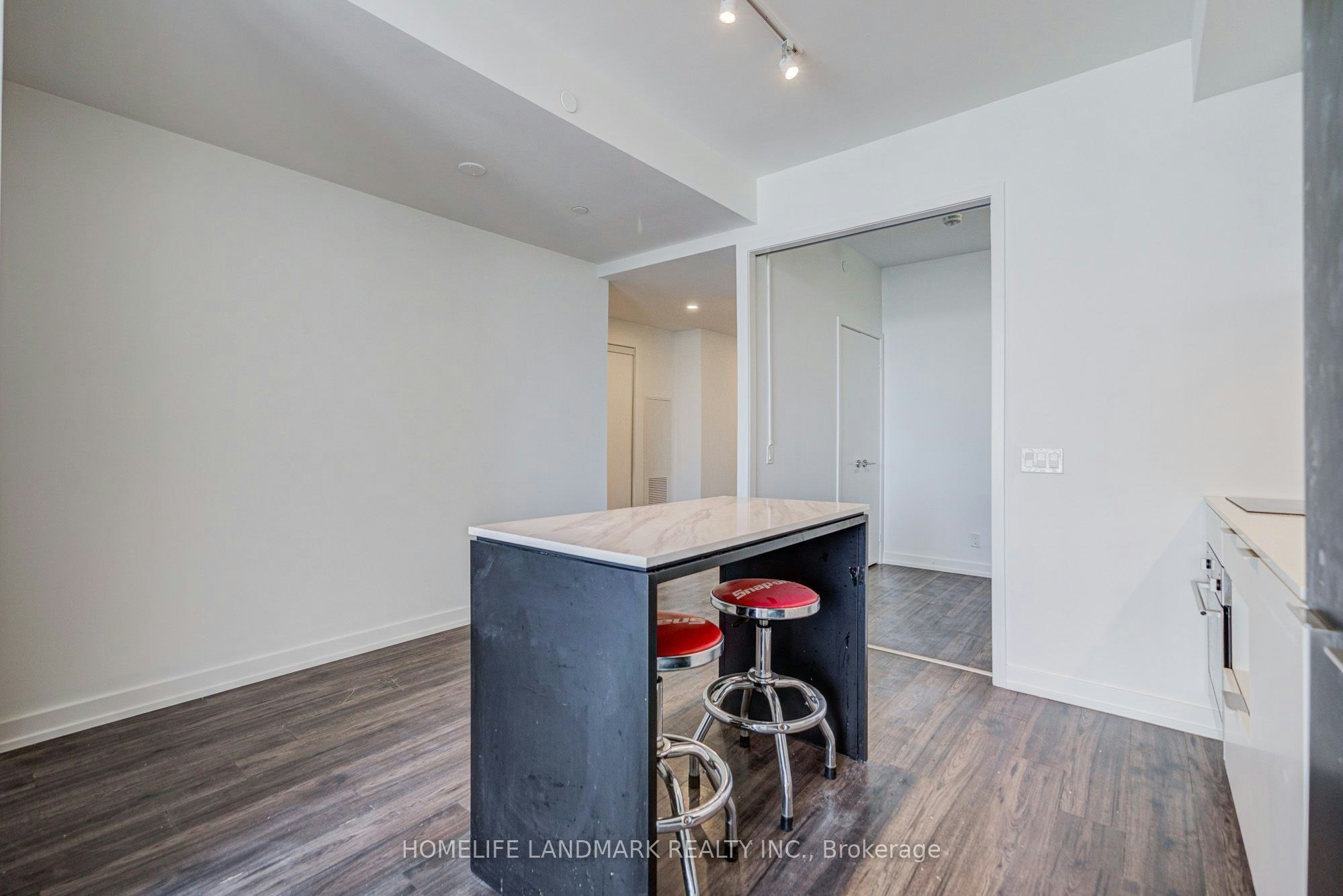 601-33 Helendale Avenue, Toronto, ON, M4R 0A4 - 20