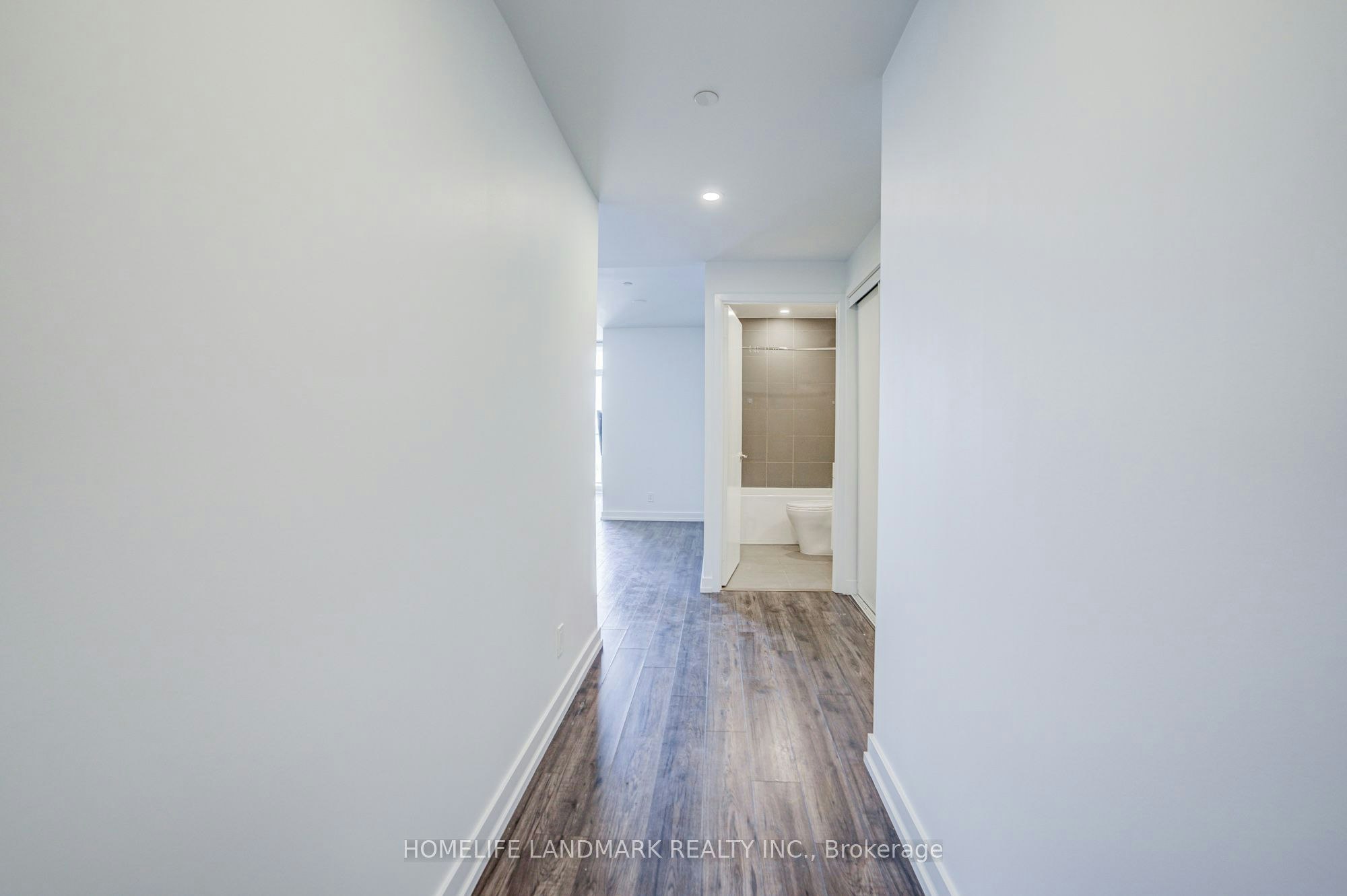 601-33 Helendale Avenue, Toronto, ON, M4R 0A4 - 8